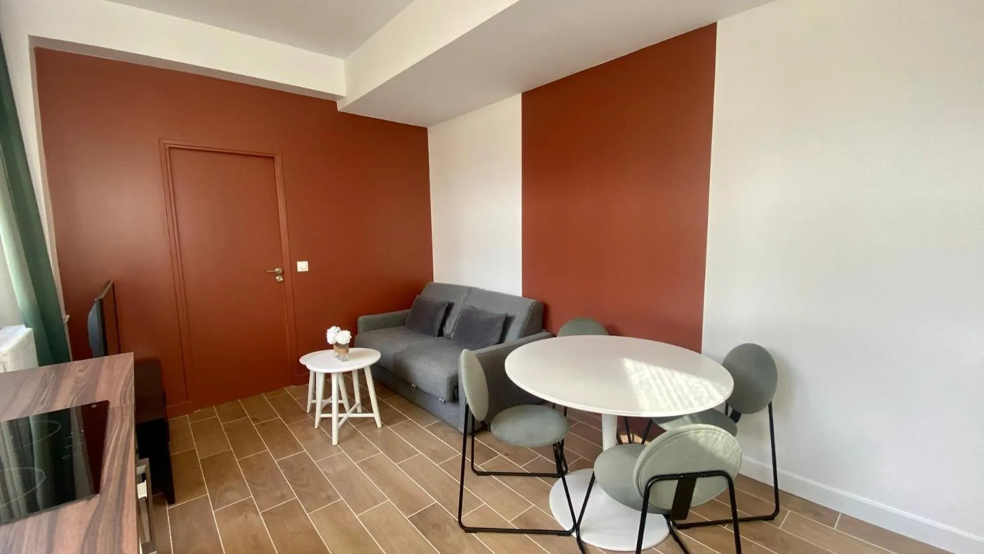 Appartement Confortable Proche Grands Boulevard 4P باريس فرنسا